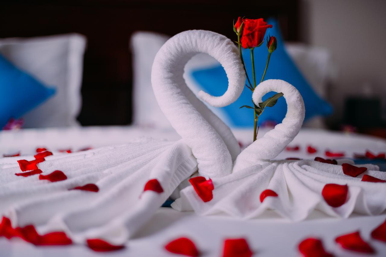 Sky Palace Boutique Hotel Battambang Luaran gambar