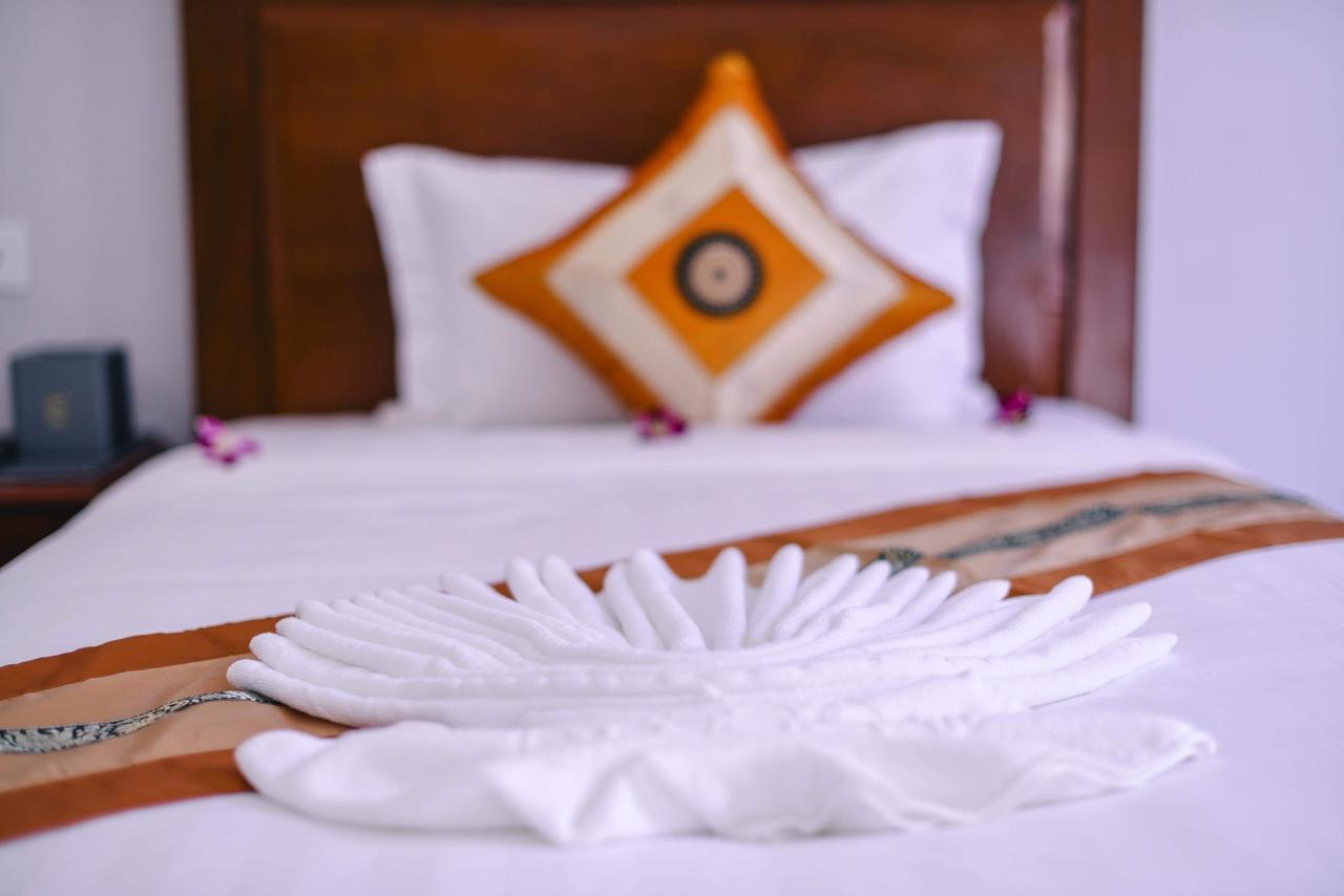 Sky Palace Boutique Hotel Battambang Luaran gambar