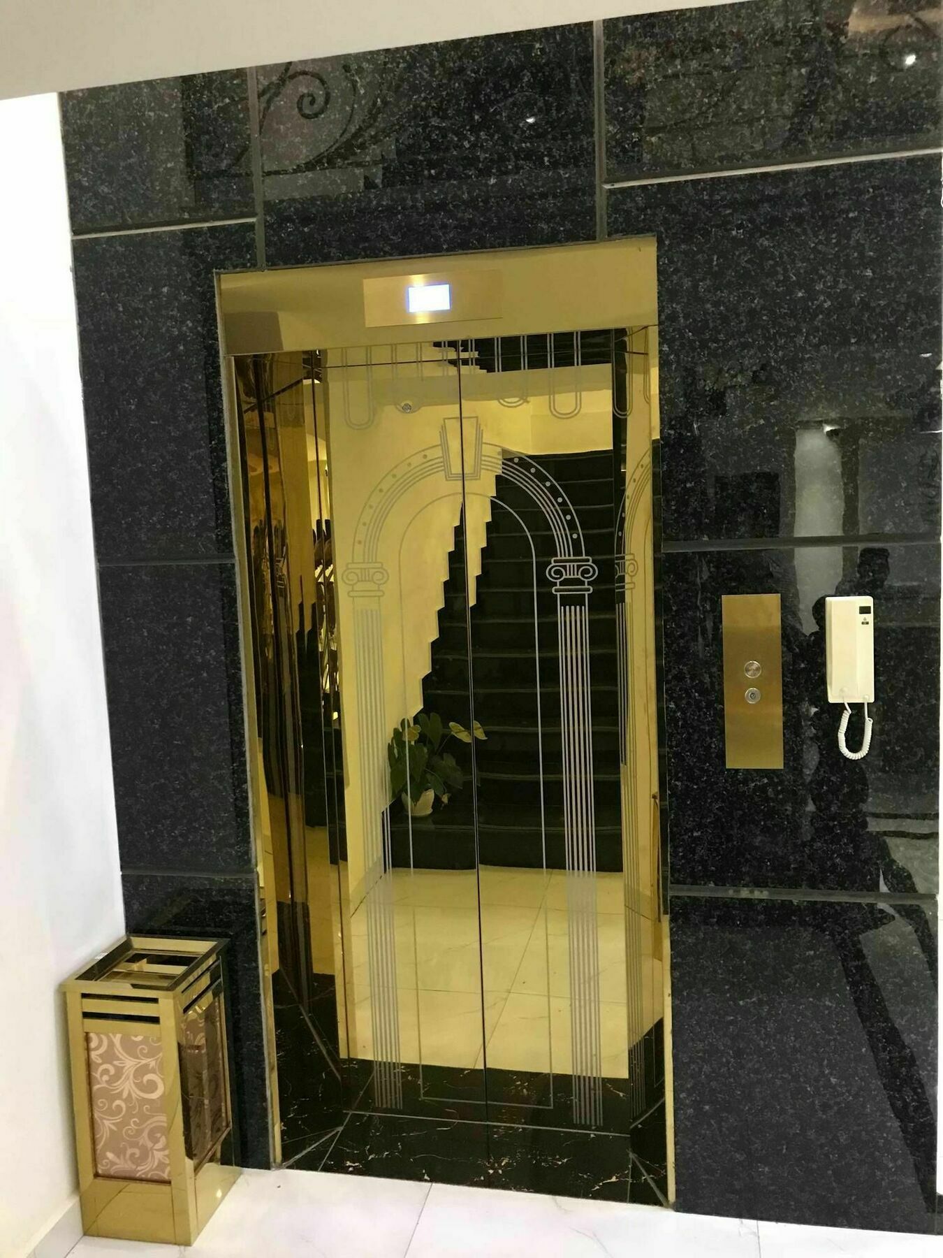 Sky Palace Boutique Hotel Battambang Luaran gambar