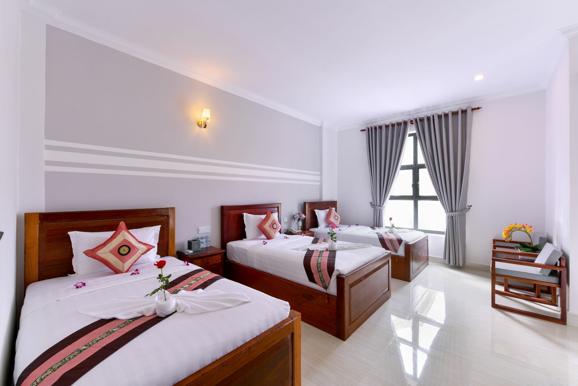 Sky Palace Boutique Hotel Battambang Luaran gambar