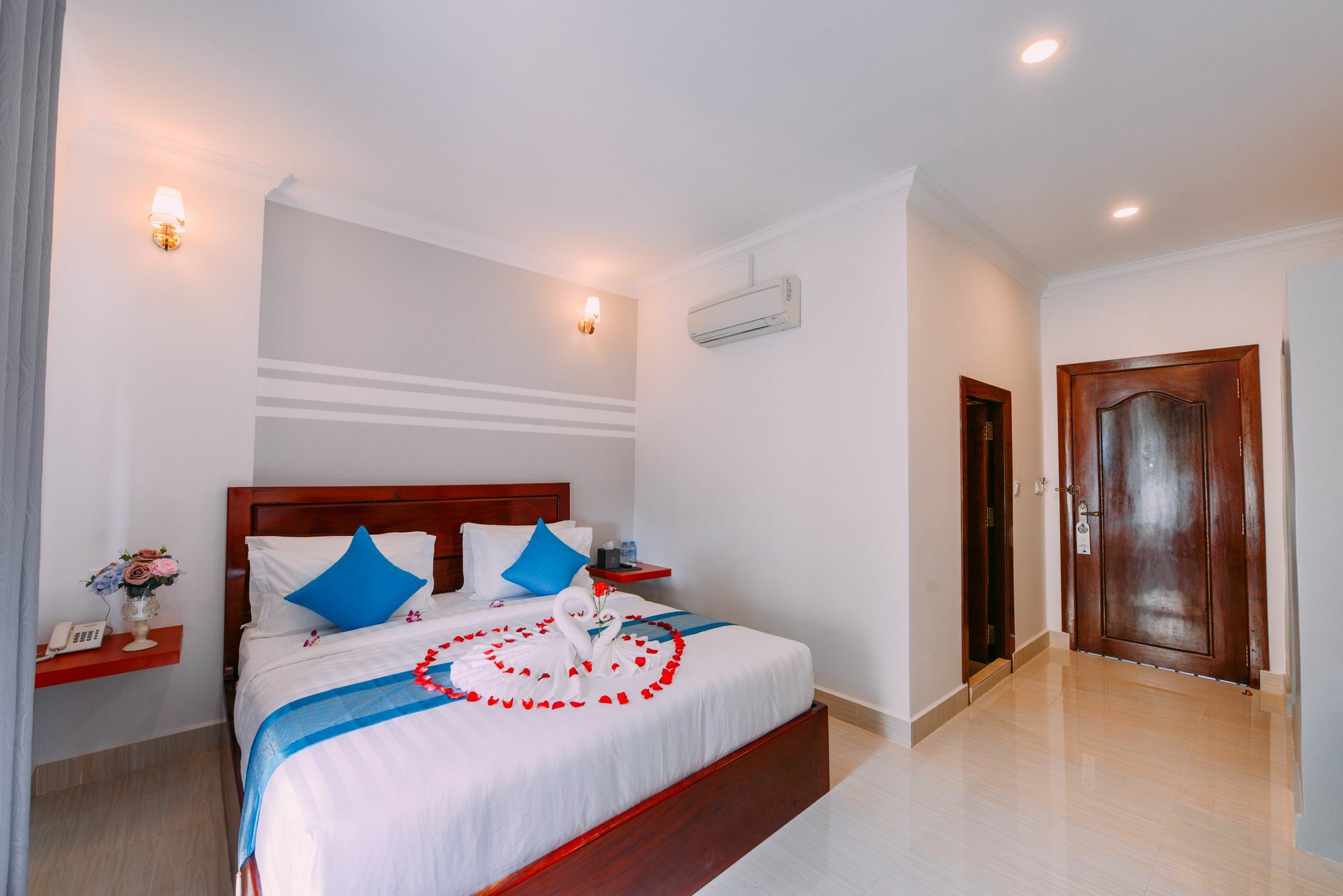 Sky Palace Boutique Hotel Battambang Luaran gambar